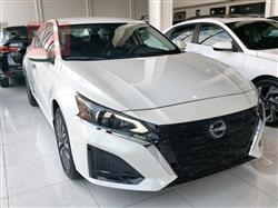 نيسان ألتيما